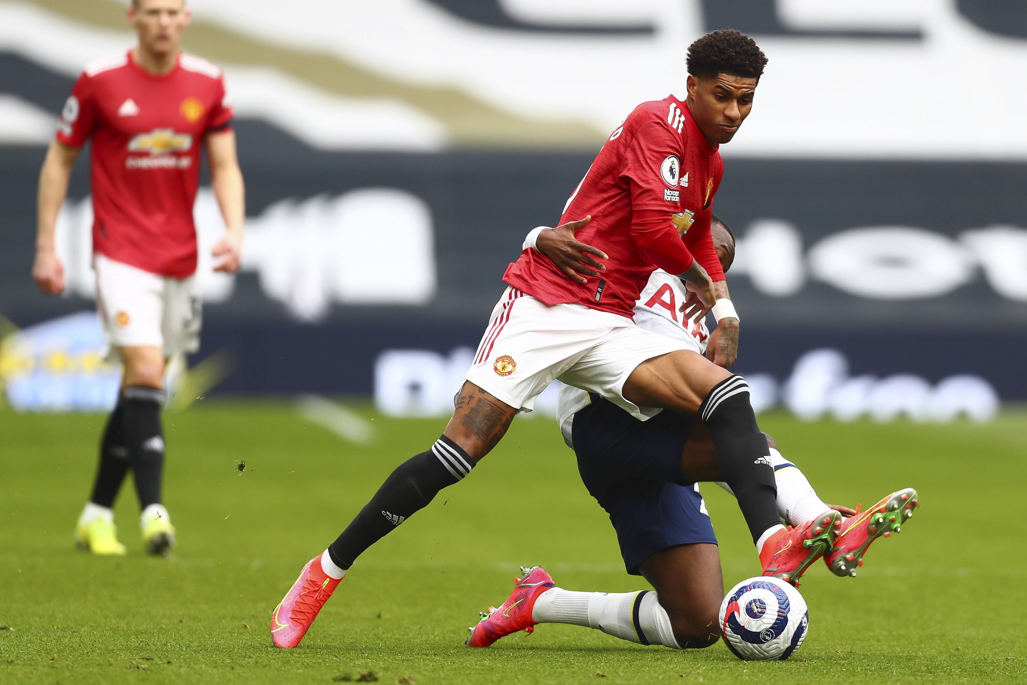 也属于所有 也属于所有